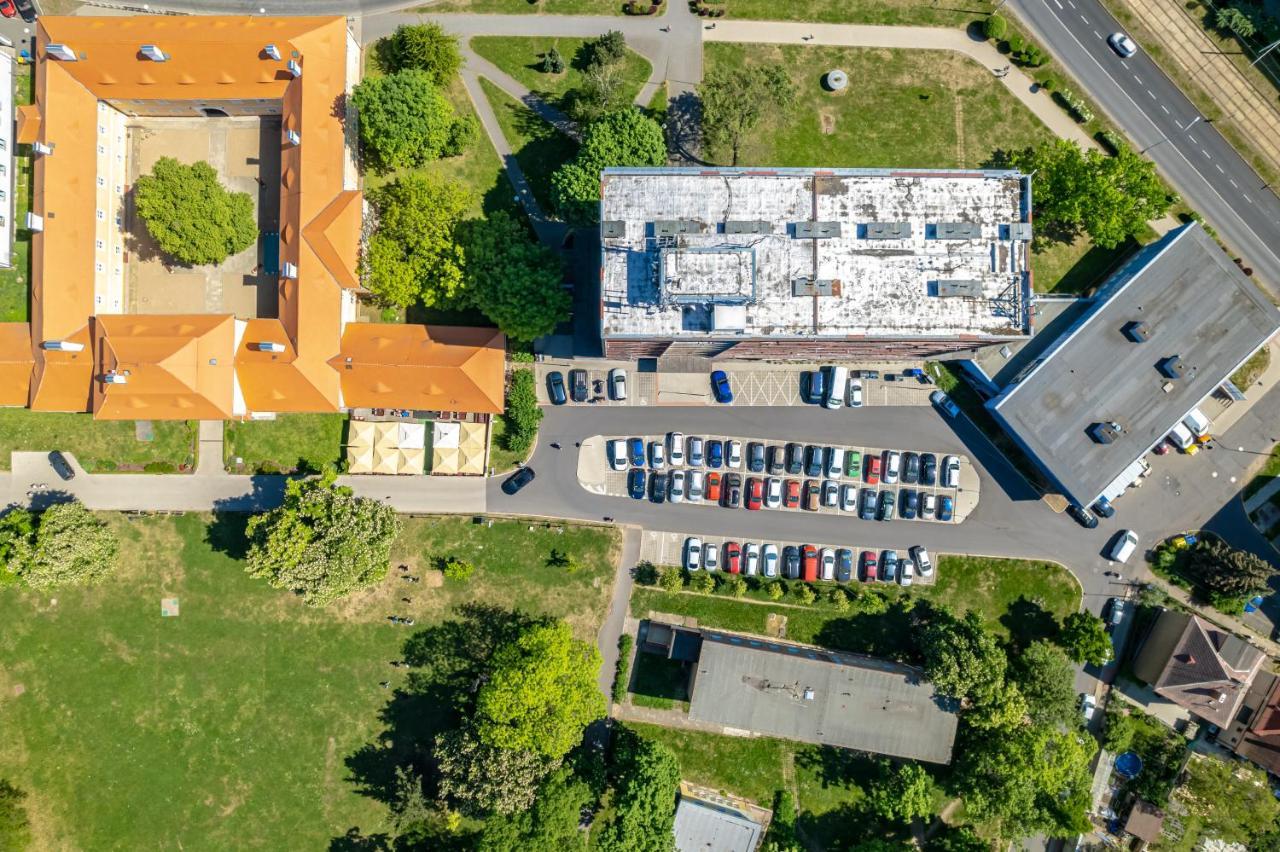 Apartmany A Studia Zamecky Park ลิทวินอฟ ภายนอก รูปภาพ